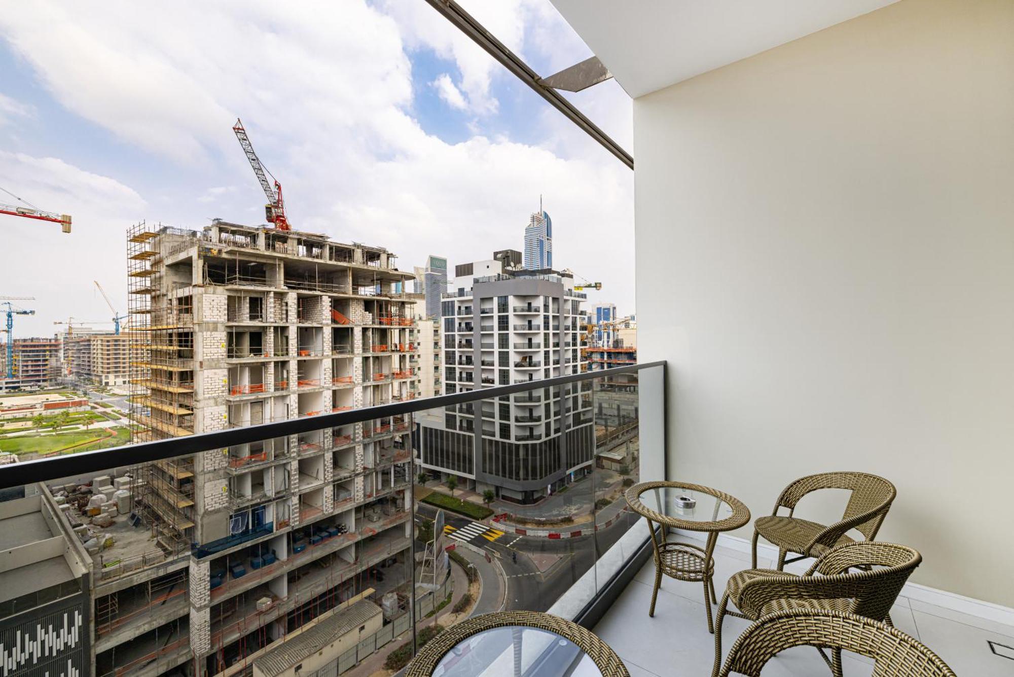 Daniels Stylish 1br At Jumeirah Garden